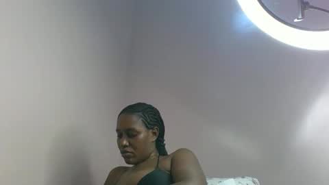 Snapshot of amber_cutie2 chatting on 16, 5, 2026 amber_cutie2 online show from 16, 5, 2026