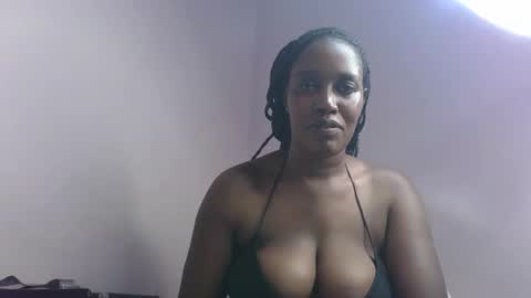 Snapshot of amber_cutie2 chatting on 17, 5, 2026 amber_cutie2 online show from 17, 5, 2026
