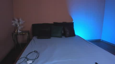 amber_tender_ online show from 3, 8, 2026
