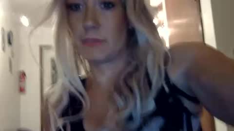 Snapshot of amberdesmond722 chatting on 12, 7, 2026 Kaligirll online show from 12, 7, 2026