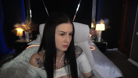 Anna online show from 7, 11, 2025