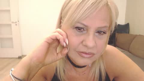Snapshot of amberdoll4u chatting on 5, 2, 2026 Amber online show from 5, 2, 2026