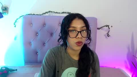 Amber Jeong online show from 17, 1, 2025