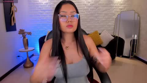 Amber  online show from 7, 10, 2025