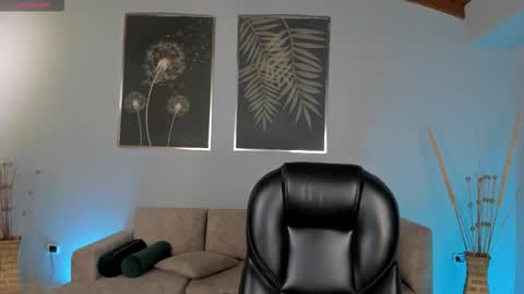 Amber  online show from 25, 10, 2025