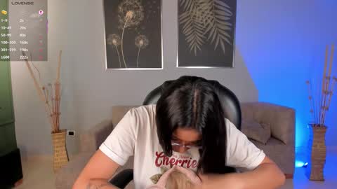 Amber  online show from 2, 11, 2025