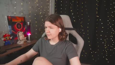 my name is Sonya but you can call me your favorite girl 3 online show from 26, 4, 2026