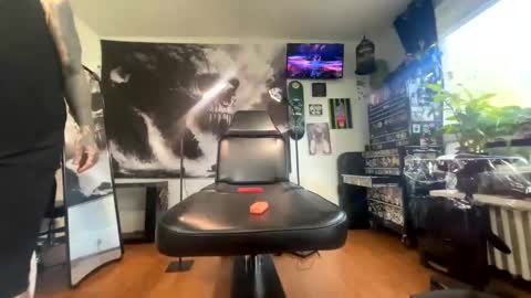 Amberneddie online show from 28, 10, 2025