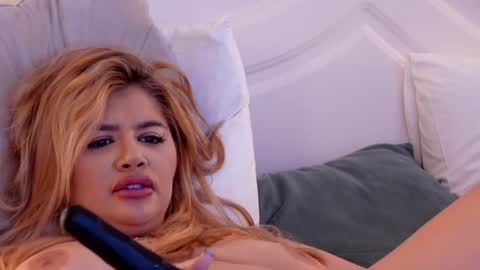 Snapshot of amberseyes chatting on 11, 12, 2024 Amberseyes online show from 11, 12, 2024