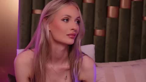Snapshot of ameliaangell chatting on 10, 6, 2026 Amelia online show from 10, 6, 2026