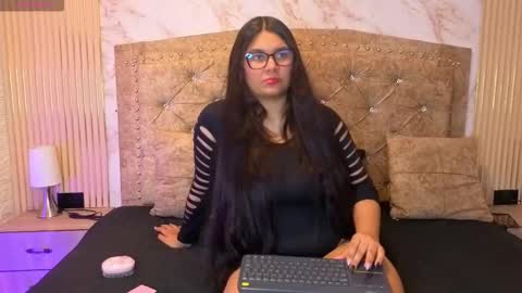 Snapshot of ameliacastell chatting on 13, 3, 2026 AMELIA CASTELL online show from 13, 3, 2026