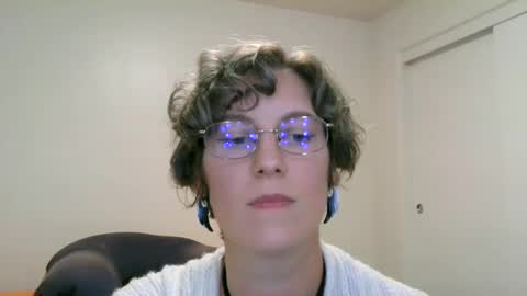 Snapshot of ameliaishka chatting on 15, 9, 2025 Ameliaishka online show from 15, 9, 2025