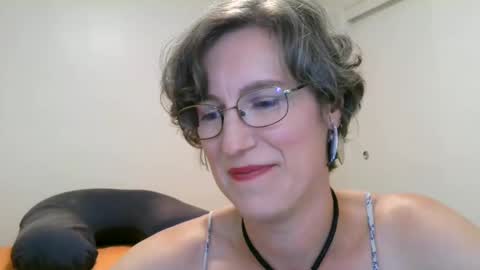 Snapshot of ameliaishka chatting on 18, 9, 2025 Ameliaishka online show from 18, 9, 2025