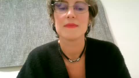 Snapshot of ameliaishka chatting on 6, 10, 2025 Ameliaishka online show from 6, 10, 2025