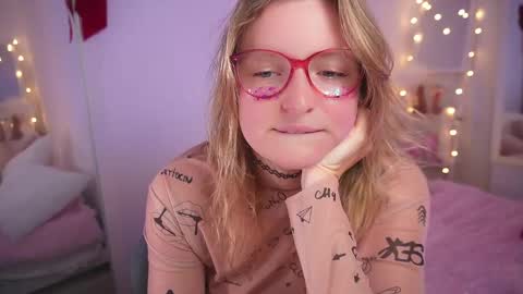 Amelia online show from 1, 3, 2025