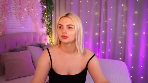  Amelia  online show from 4, 5, 2026