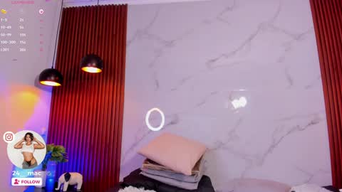 Snapshot of amelie_leigh chatting on 5, 12, 2024 Alejandra online show from 5, 12, 2024