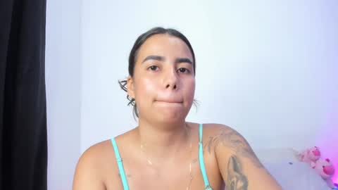 Snapshot of amelieburns18 chatting on 4, 3, 2025 Amelie online show from 4, 3, 2025