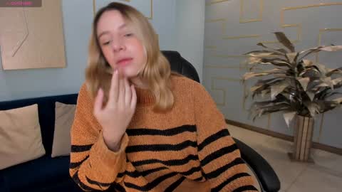 Amelie Graham online show from 27, 12, 2024