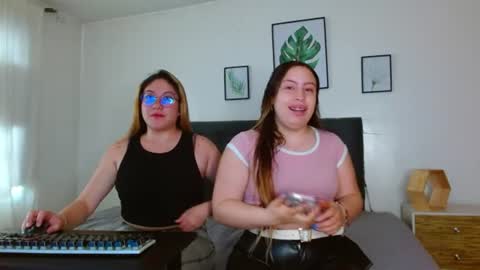 Amelie  online show from 26, 6, 2026