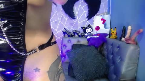 Snapshot of amelierouss chatting on 8, 10, 2025 AMELIEROUS .. see you tomorrow kisses online show from 8, 10, 2025