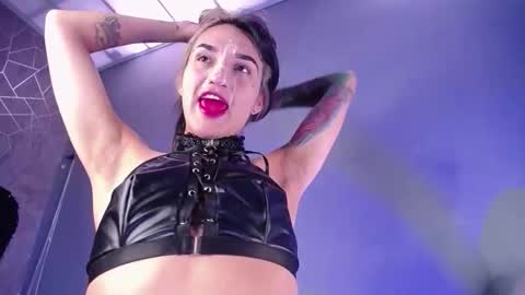 Snapshot of amelierouss chatting on 18, 10, 2025 AMELIEROUS .. see you tomorrow kisses online show from 18, 10, 2025