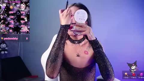 Snapshot of amelierouss chatting on 22, 10, 2025 AMELIEROUS .. see you tomorrow kisses online show from 22, 10, 2025