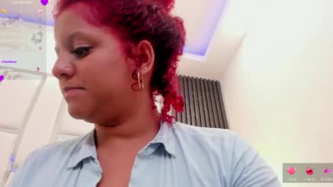 ameliia_jones_ online show from 13, 5, 2026