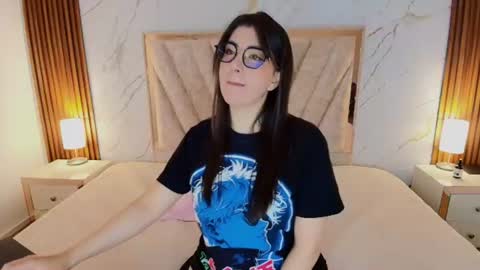 Snapshot of ameliie_saenz chatting on 20, 6, 2026 Ameli online show from 20, 6, 2026