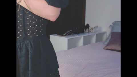 amelinamersi online show from 20, 10, 2025