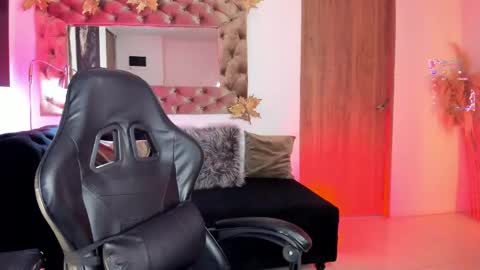          online show from 12, 5, 2026