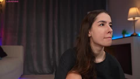 Amy  online show from 22, 4, 2026