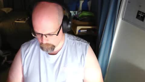 Snapshot of amf_1982 chatting on 1, 11, 2025 Andy online show from 1, 11, 2025