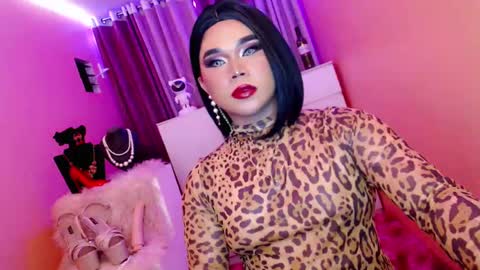 Queen Mireska online show from 8, 2, 2025