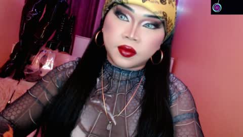 Queen Mireska online show from 10, 4, 2026