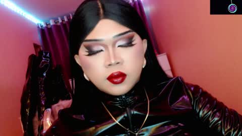 Queen Mireska online show from 8, 5, 2026
