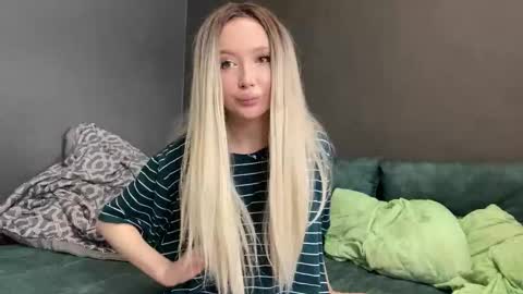 Snapshot of amiair chatting on 6, 3, 2026 Ami Air online show from 6, 3, 2026