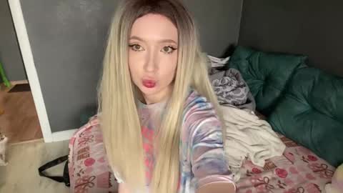 Snapshot of amiair chatting on 5, 4, 2026 Ami Air online show from 5, 4, 2026