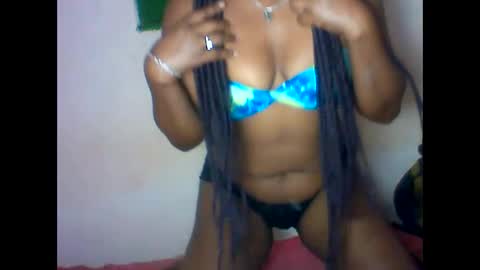 Snapshot of amielle_01 chatting on 10, 4, 2026 amielle_01 online show from 10, 4, 2026