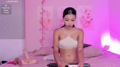AmiiClark  online show from 27, 6, 2026