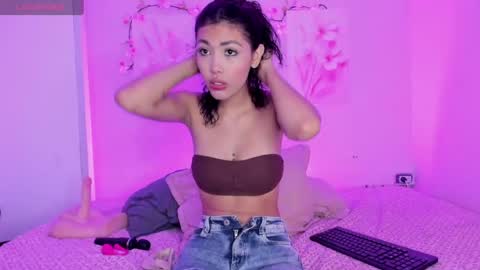 AmiiClark  online show from 18, 7, 2026
