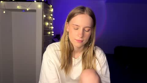 Amily online show from 7, 8, 2026