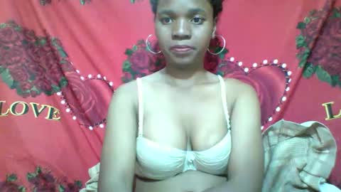 aminah01 online show from 6, 5, 2026