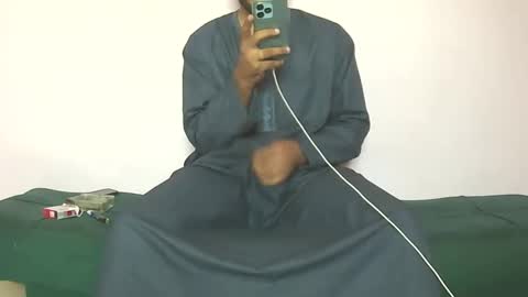 Amir online show from 2, 10, 2025