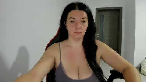 Amiraisa online show from 21, 7, 2026