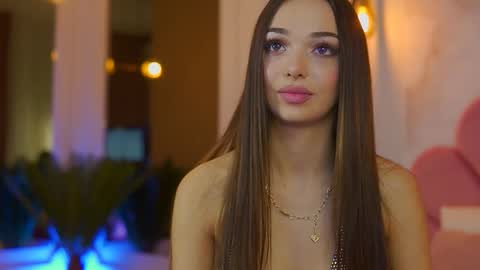 Amiraveyl online show from 1, 10, 2025