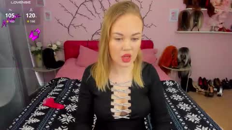 Snapshot of amiwillow chatting on 5, 3, 2026 Anna online show from 5, 3, 2026