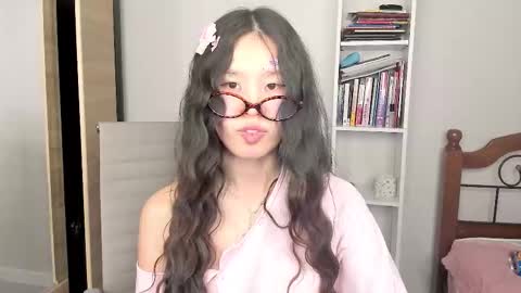 Snapshot of amiya_cute chatting on 27, 2, 2026 Ami online show from 27, 2, 2026