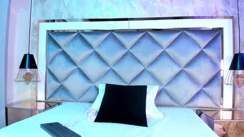 ammy durand online show from 20, 1, 2025