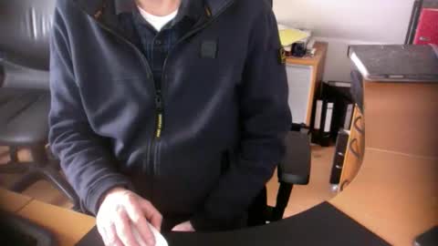 Amor2200 online show from 12, 2, 2025